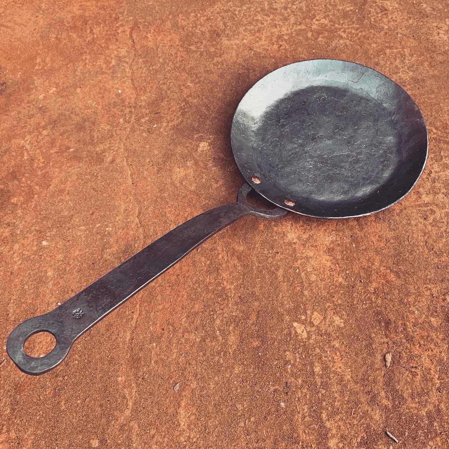 Hand Forged Steel Skillet Frying Pan - Image 7