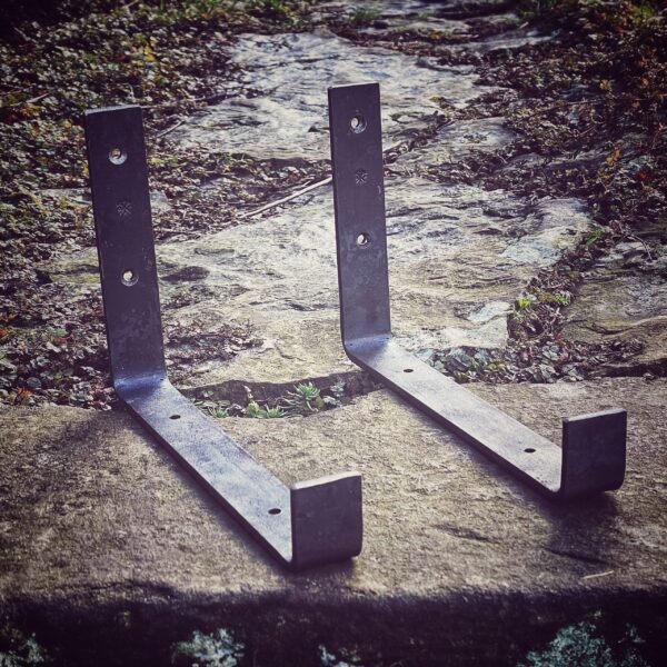 Hand Forged Simple Shelf Brackets – Large