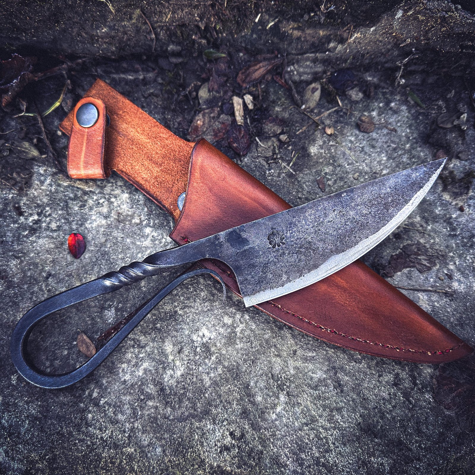 Hand Forged Viking Knife with Leather Sheath - Image 4