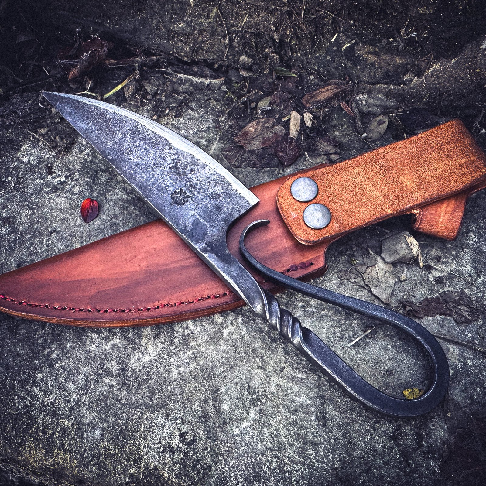 Hand Forged Viking Knife with Leather Sheath - Image 2