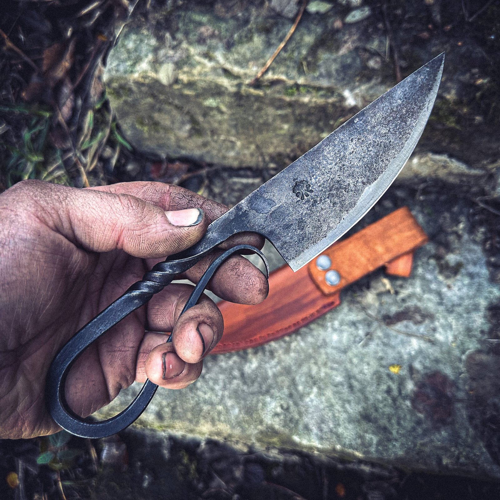 Hand Forged Viking Knife with Leather Sheath - Image 5